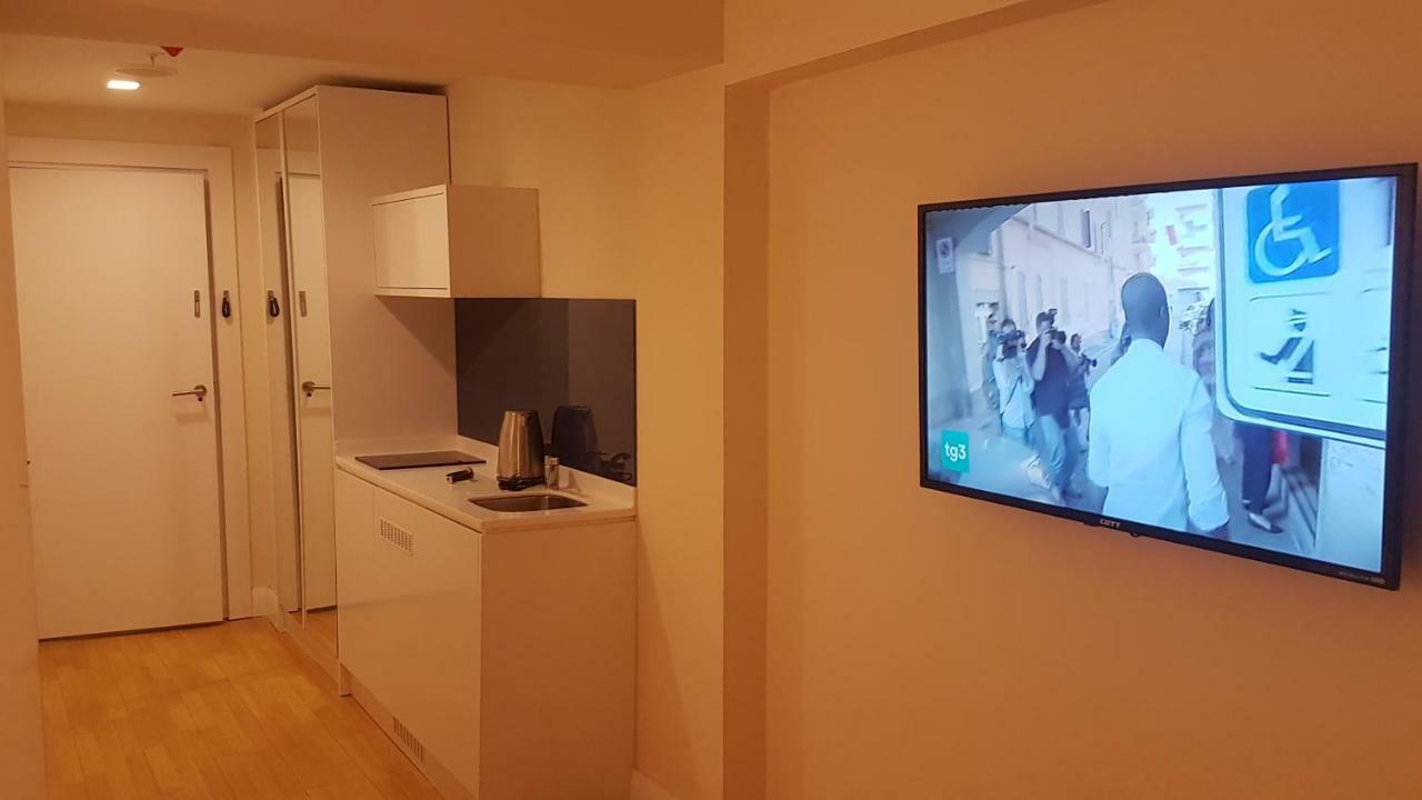Deluxe Hotel Room In The Heart Of Batumi Orbi City A Block Εξωτερικό φωτογραφία